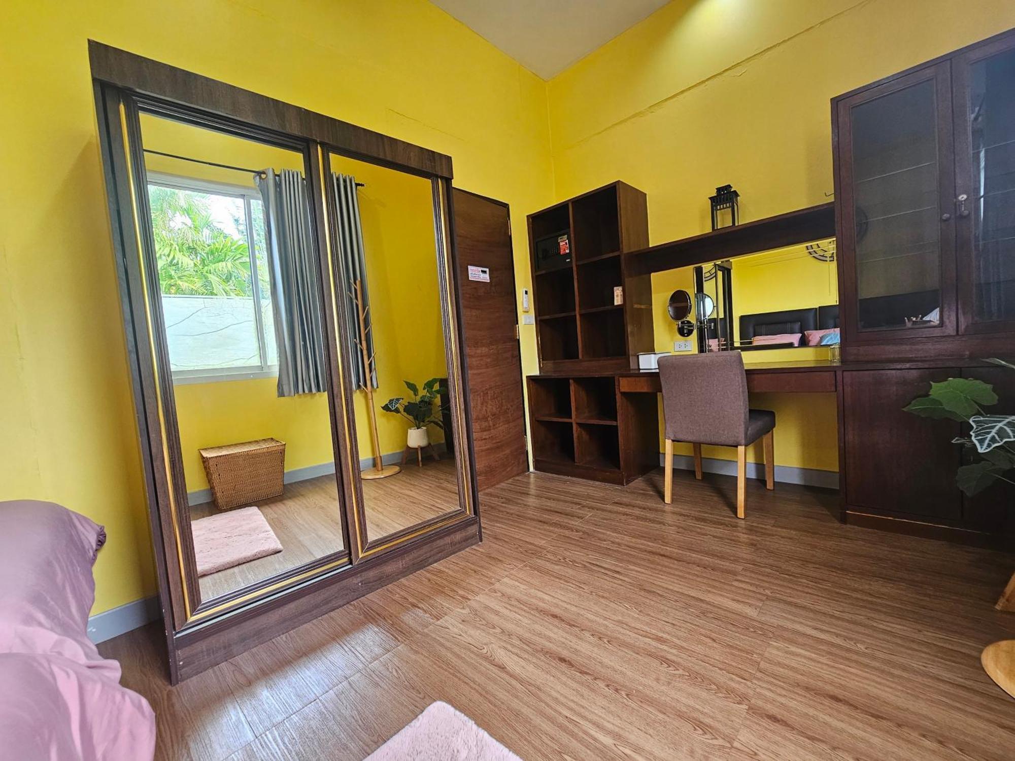 Andaman Homestay Villa At Rawai Ban Saiyuan Exterior photo