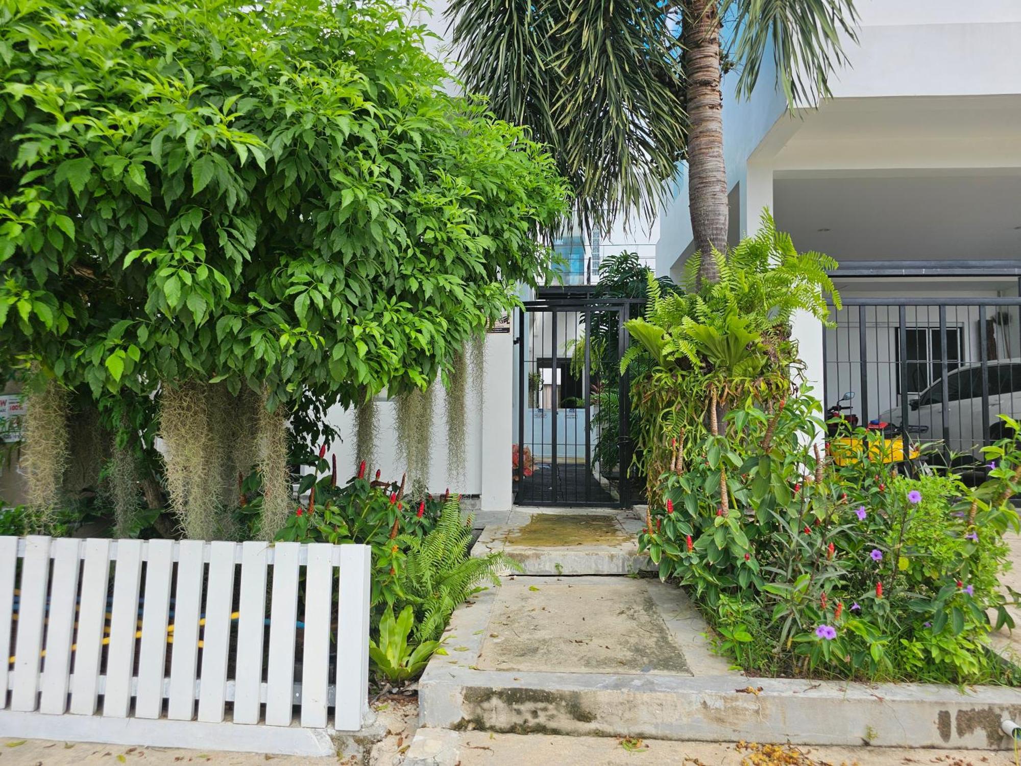 Andaman Homestay Villa At Rawai Ban Saiyuan Exterior photo